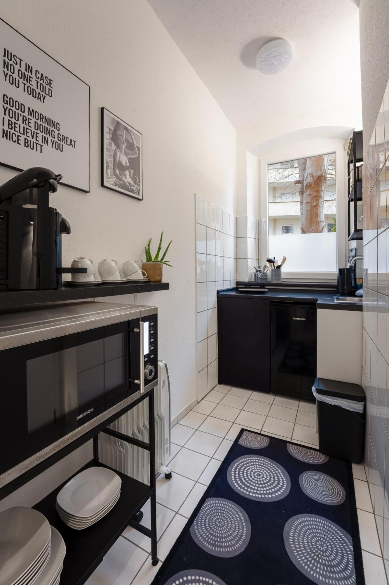 Modern Living Apartment - 3-Zimmer - Nuernberg Nord, Ruhige Seitenstrasse, Fusslaeufig Strassenbahn Extérieur photo